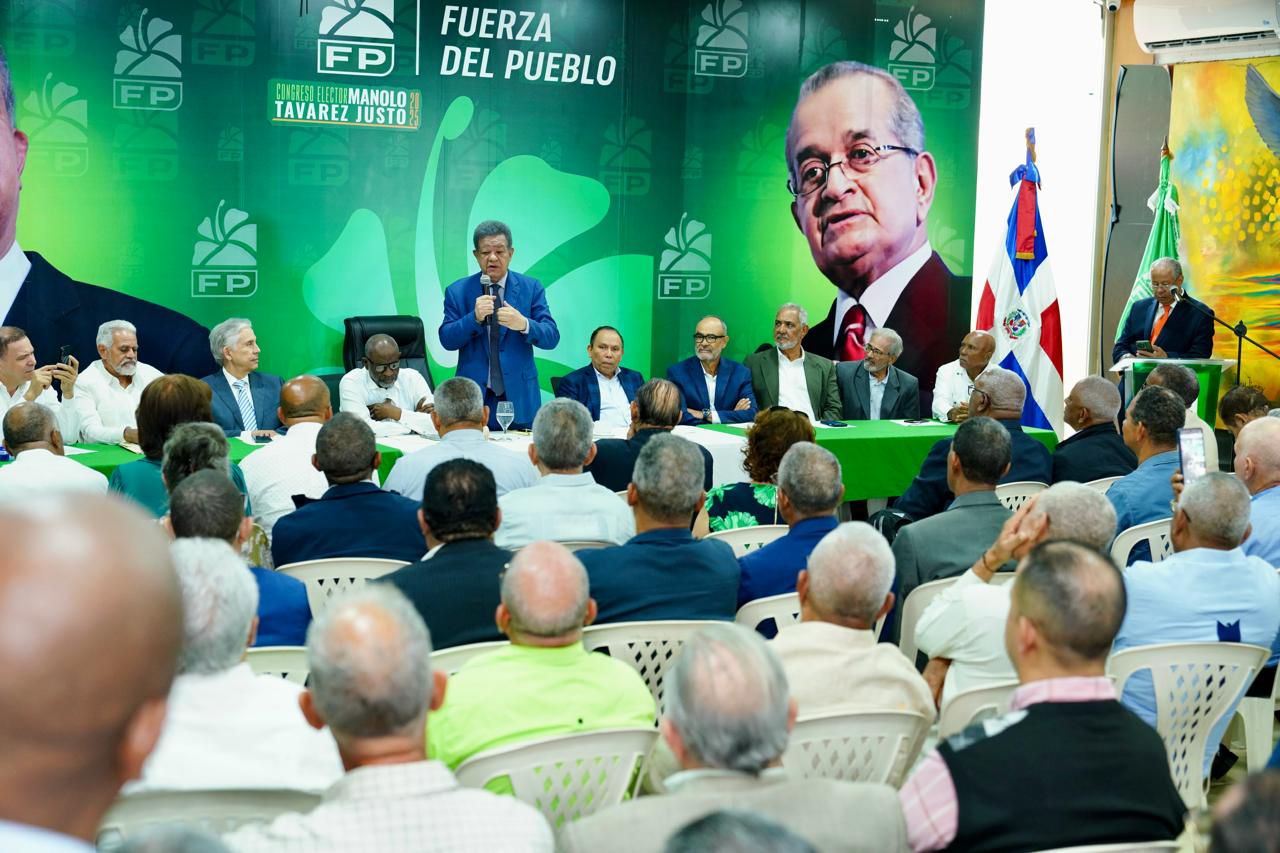 Leonel se reúne con dirigentes agropecuarios: En 2028 revolucionará métodos de producción nacional