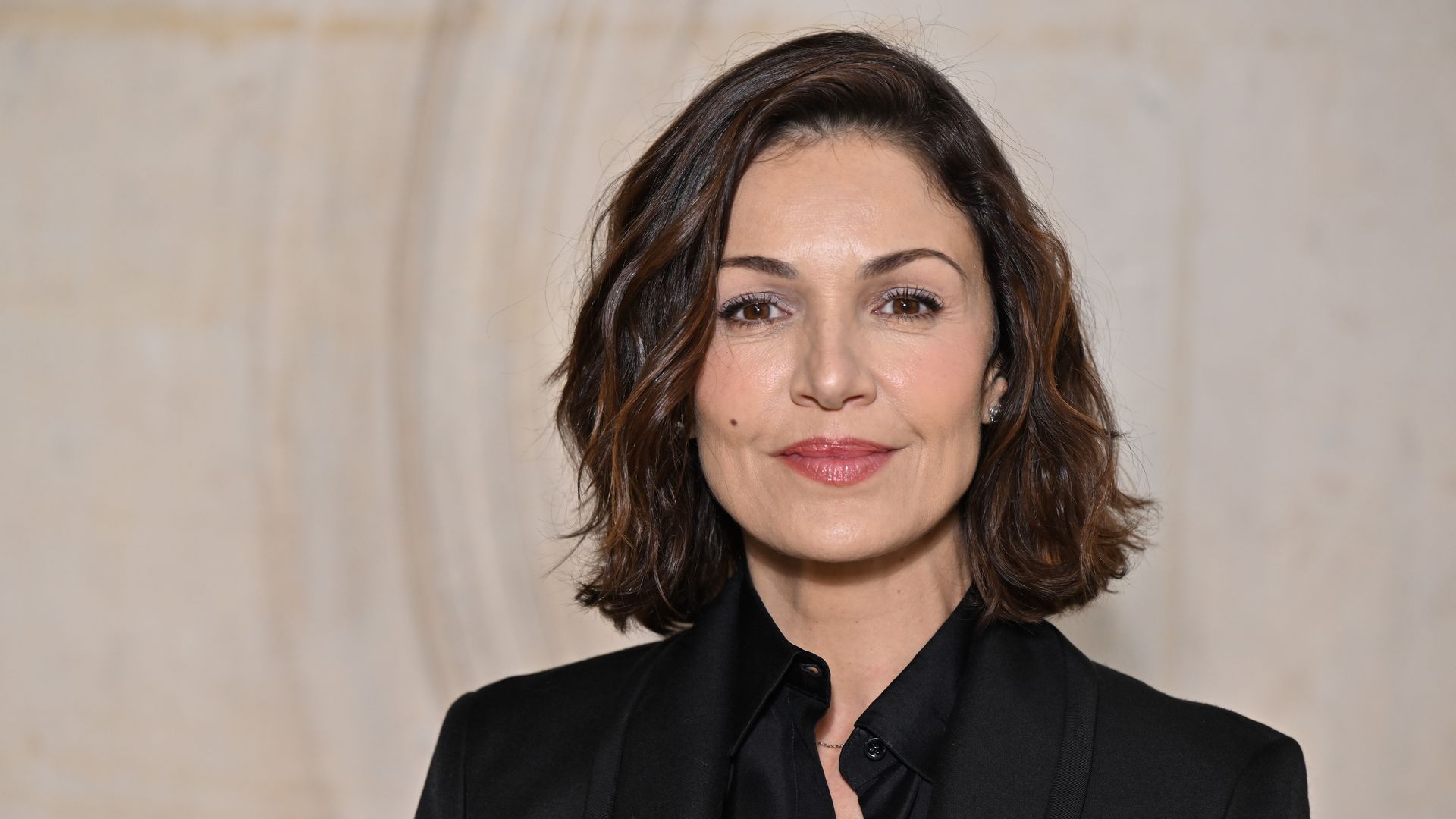 Muere la actriz francesa Nadia Farès a los 57 años tras incidente en piscina en París