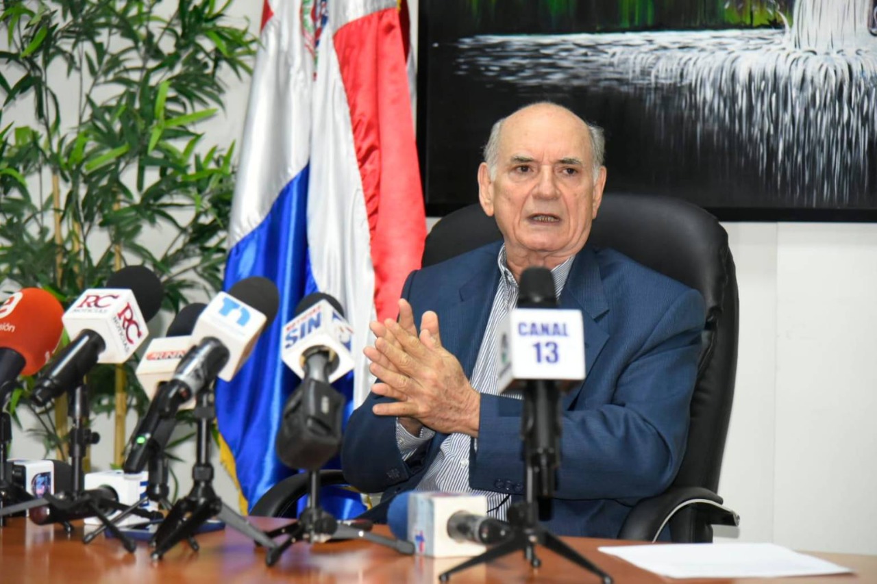 Quico Tabar asume coordinación del plan para regularizar bancas de lotería