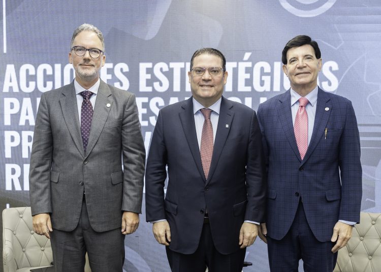 Industriales llaman a fortalecer agenda estratégica para el desarrollo productivo del país Industriales llaman a fortalecer agenda estratégica para el desarrollo productivo del país