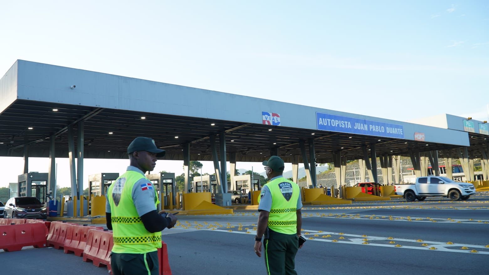 DIGESETT implementa contraflujo y refuerza viabilización en importantes vías por retorno de fin de semana largo