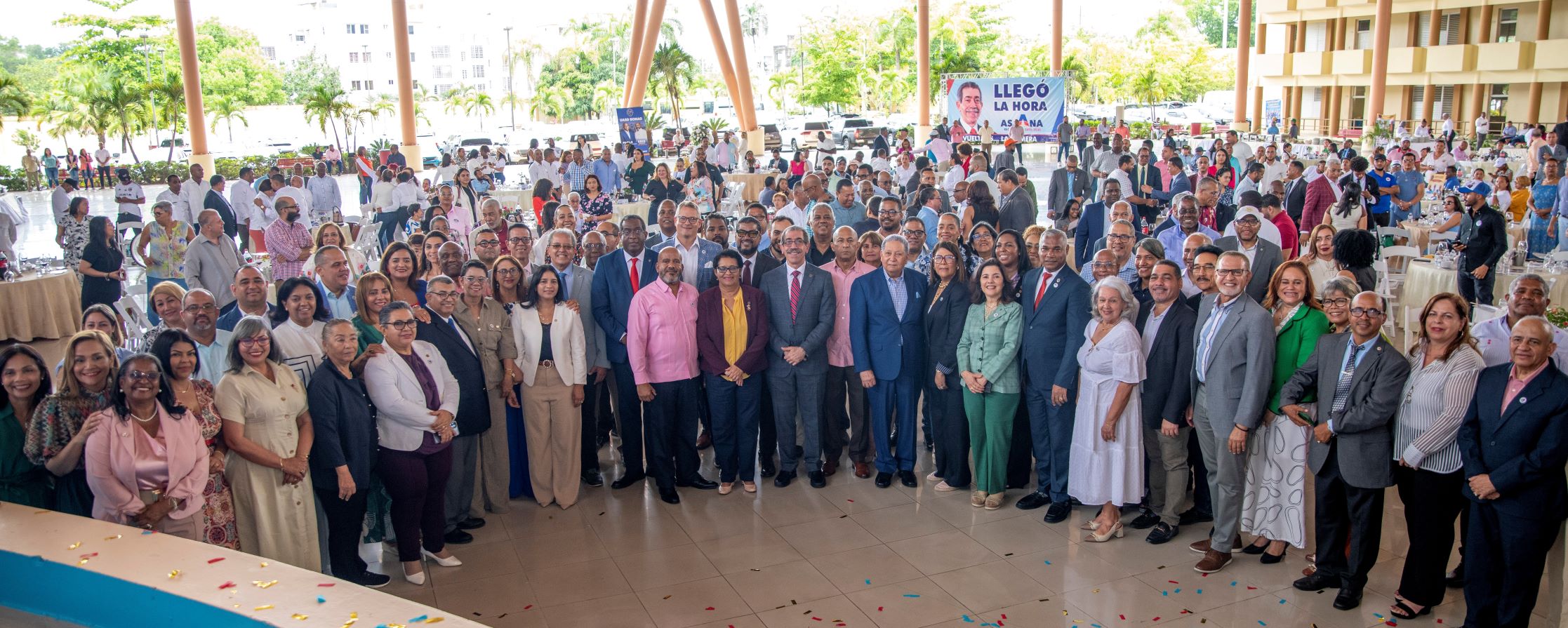 Con fuerza, unidad y compromiso Asjana David encabeza multitudinario cierre de campaña en UASD-Bonao