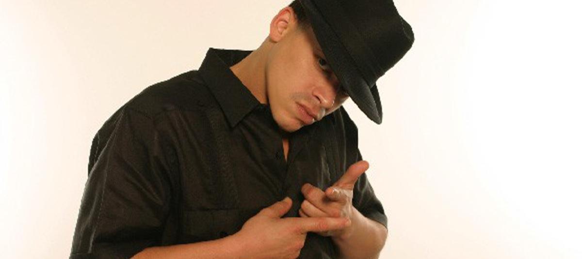 Vico C celebra 30 años de amor junto a su esposa Sonia con el tema “Le Pido a Dios” Vico C celebra 30 años de amor junto a su esposa Sonia con el tema “Le Pido a Dios”