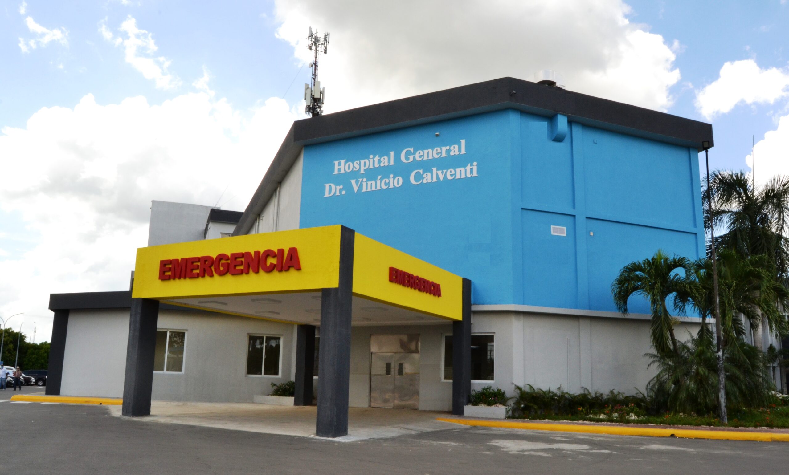 Accidente en Los Alcarrizos: niño cae de elevado y es hospitalizado