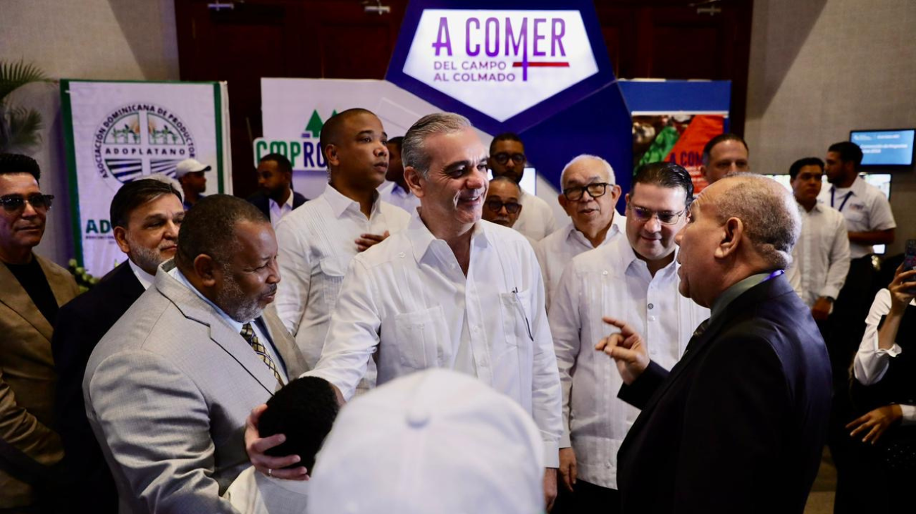 Presidente de la Central Nacional de Detallistas Unidos valora respaldo del Gobierno al evitar alzas en productos esenciales pese a conflicto internacional