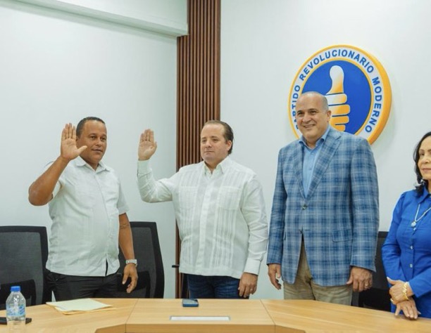 Leonel Vicioso renuncia a la Fuerza del Pueblo en Cotuí