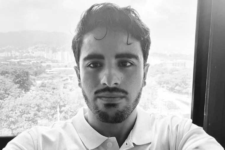 Petro achaca el asesinato de un periodista colombiano a una disidencia de la guerrilla de las FARC