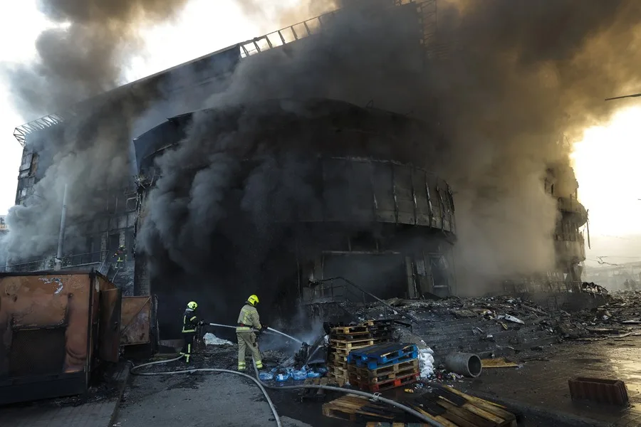 EE.UU. asegura que está dispuesto a mediar en Ucrania ante la ofensiva rusa sobre Kiev EE.UU. asegura que está dispuesto a mediar en Ucrania ante la ofensiva rusa sobre Kiev