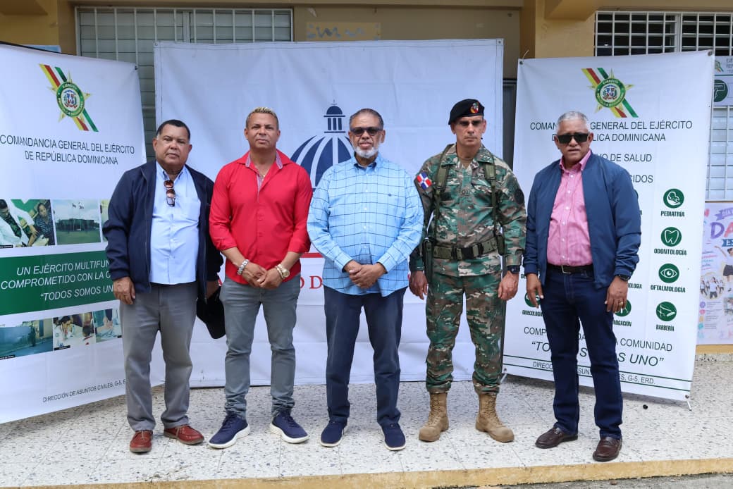 Desarrollo de la Comunidad y Ejército RD continúan llevando soluciones integrales a comunidades apartadas