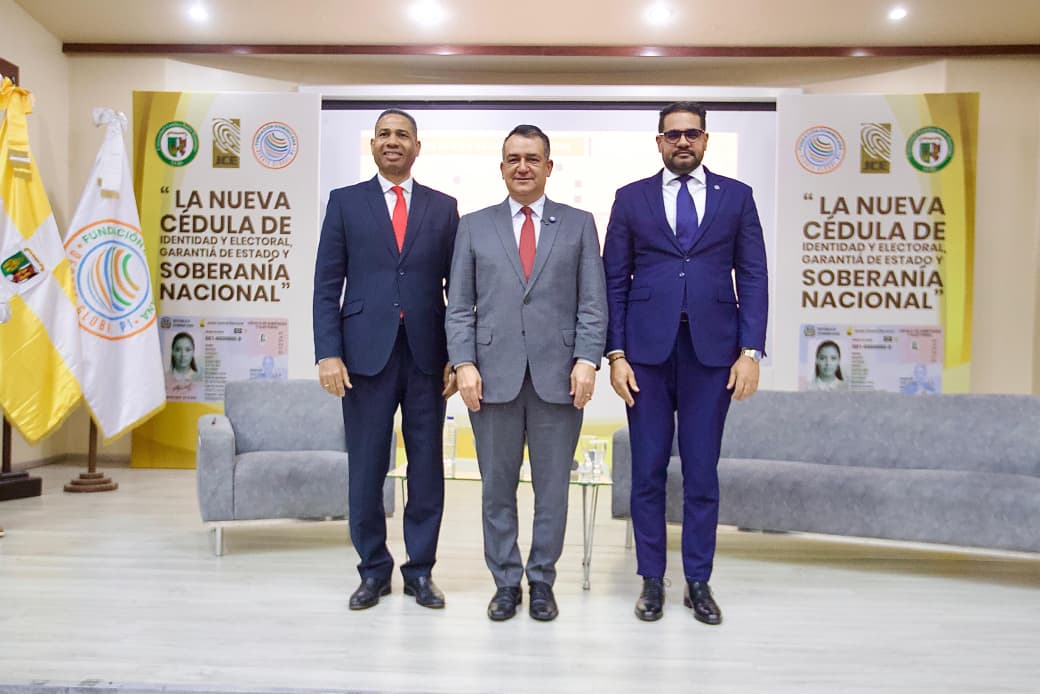 Fundación Dominicana Debate Global y la JCE definen la nueva cédula como una inversión estratégica para la nación