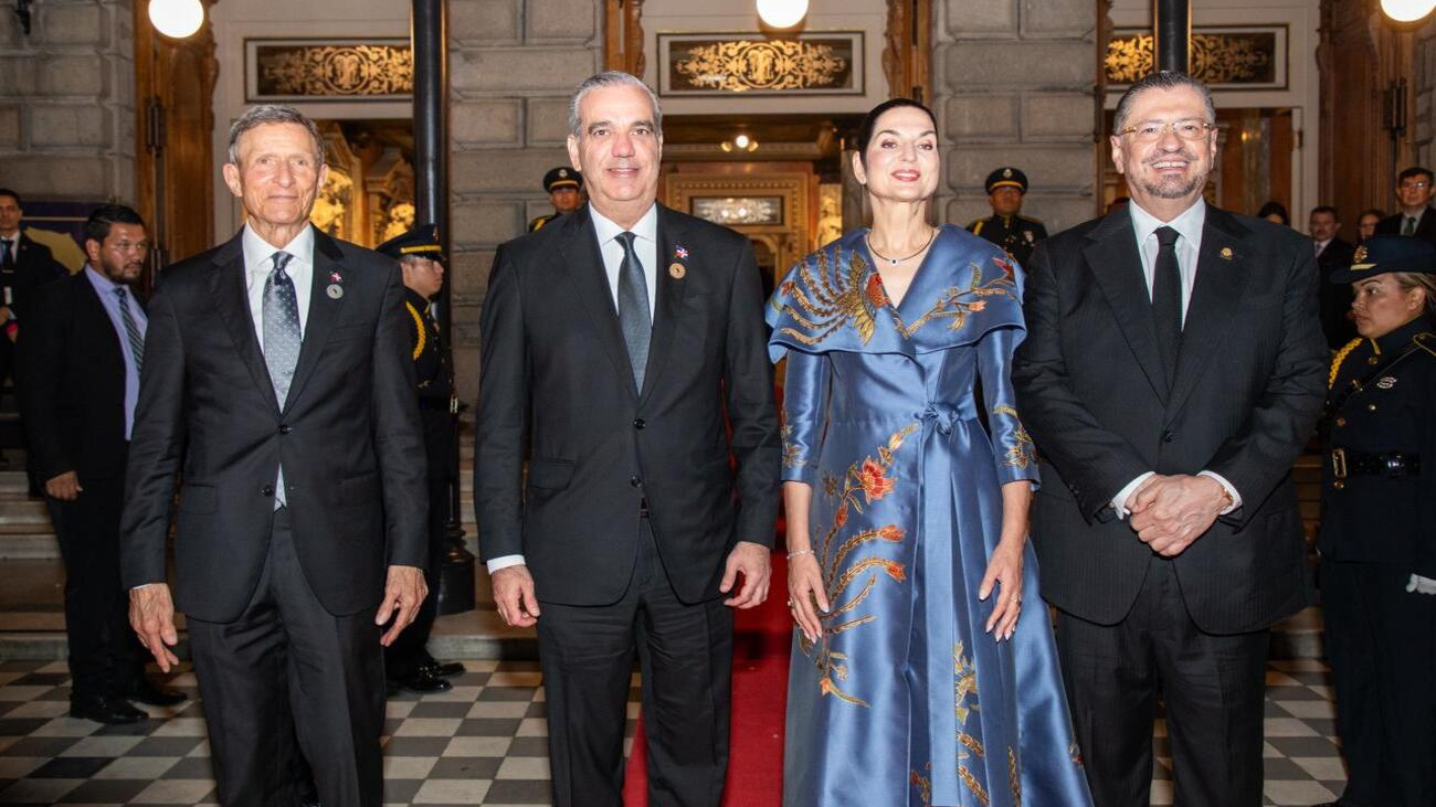 Presidente Abinader participa en cena oficial ofrecida por su homólogo de Costa Rica, Rodrigo Chaves Robles, en honor a jefes de Estado y de Gobierno