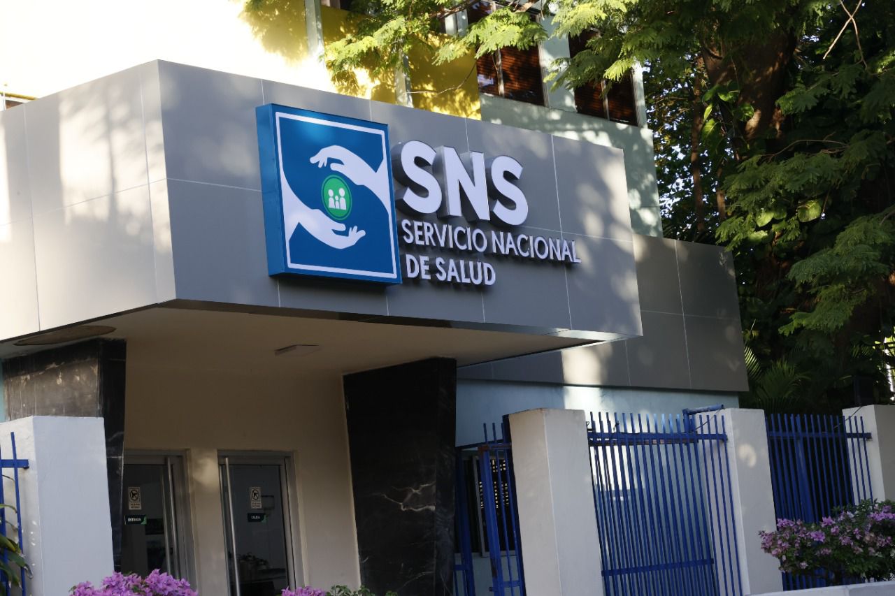 SNS se posiciona con más de  51.8 % de valoración positiva en encuesta Gallup y fortalece transformación hospitalaria