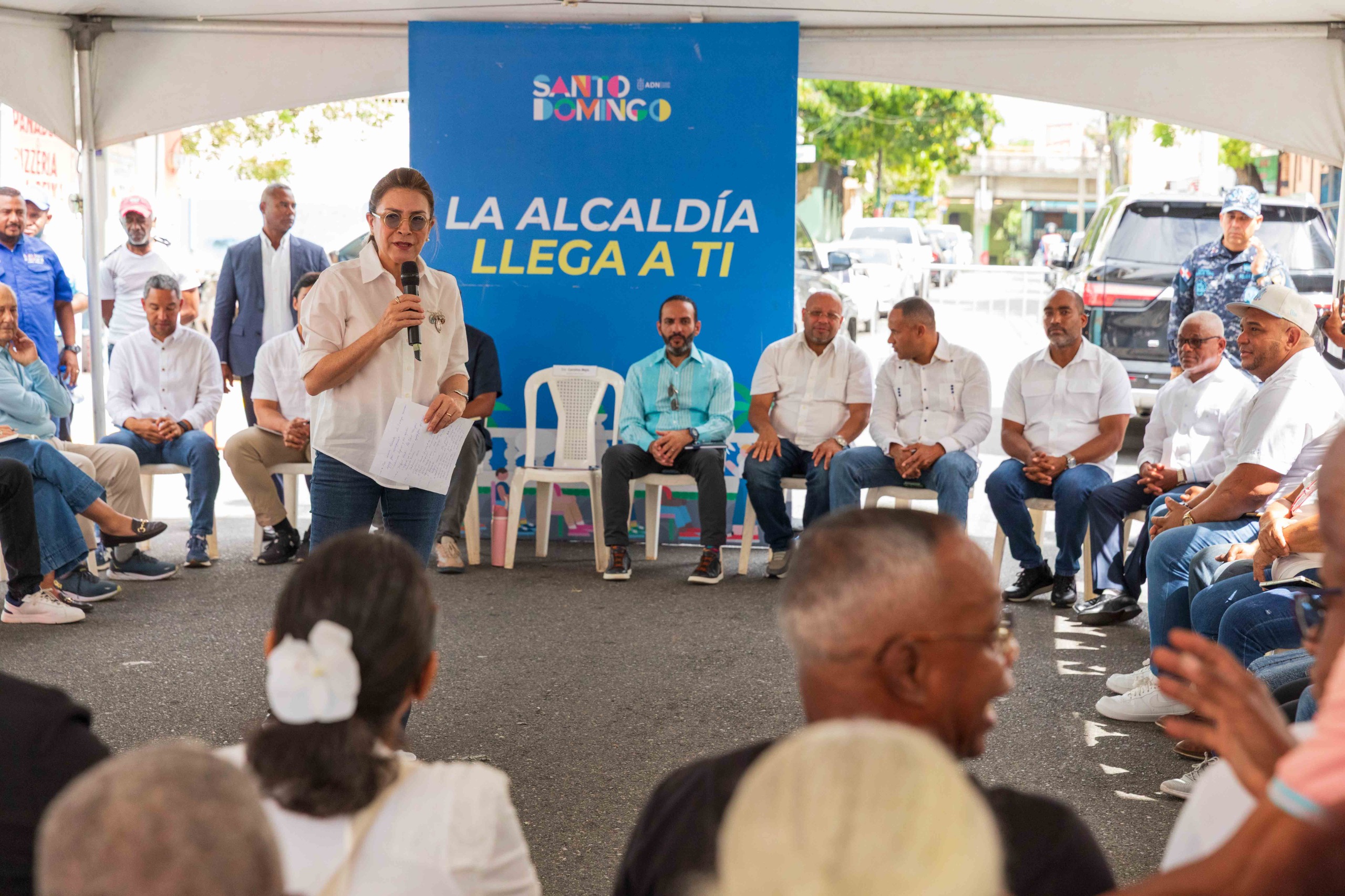 Carolina Mejía en Villa Francisca: “Estamos para seguir poniendo los oídos en el pueblo”