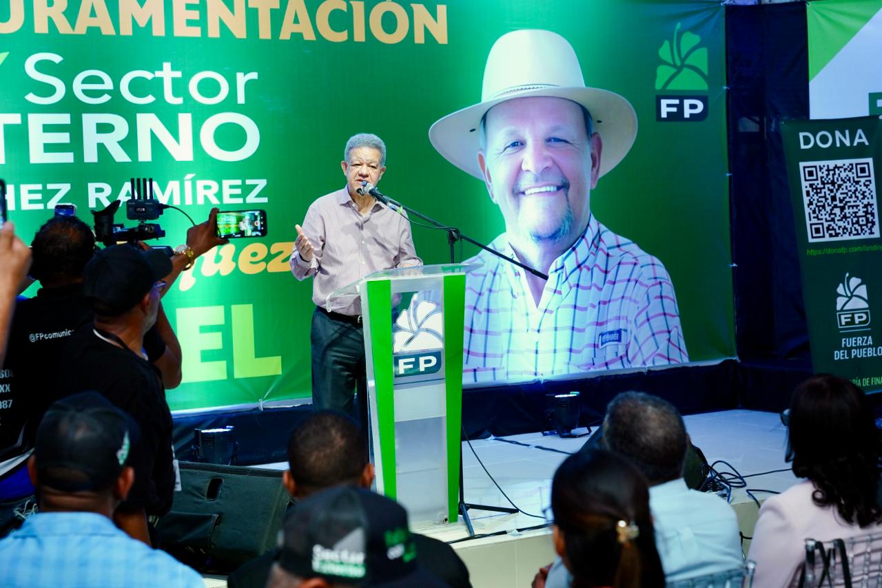 Leonel asegura gobierno del PRM tiene “arruinados” a productores y comerciantes mientras crece respaldo a la FP en Sánchez Ramírez Leonel asegura gobierno del PRM tiene “arruinados” a productores y comerciantes mientras crece respaldo a la FP en Sánchez Ramírez