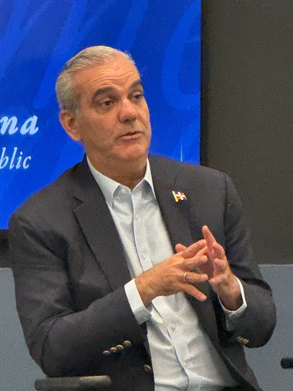 Presidente Luis Abinader arribó a Miami para recibir el premio “Campeón de la Libertad”