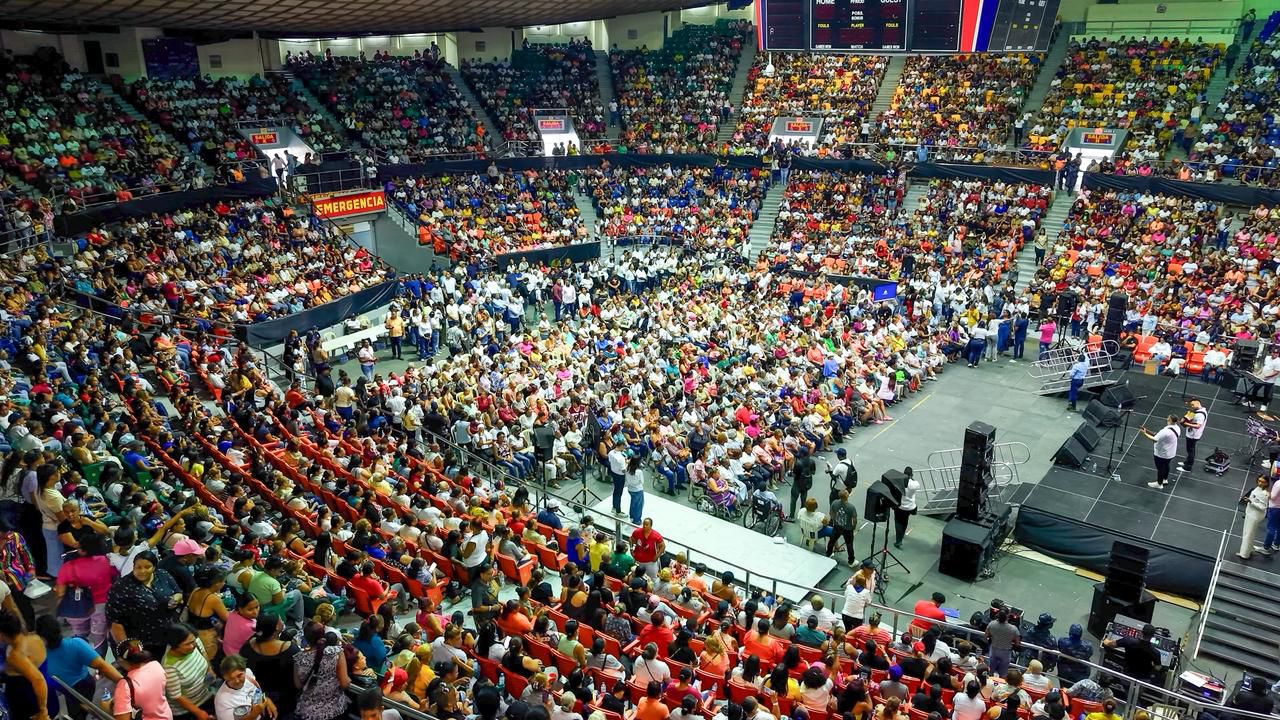 ¡A casa llena! Gobierno reconoce y entrega premios a más de 10 mil madres de la  provincia de Santiago través de DASAC