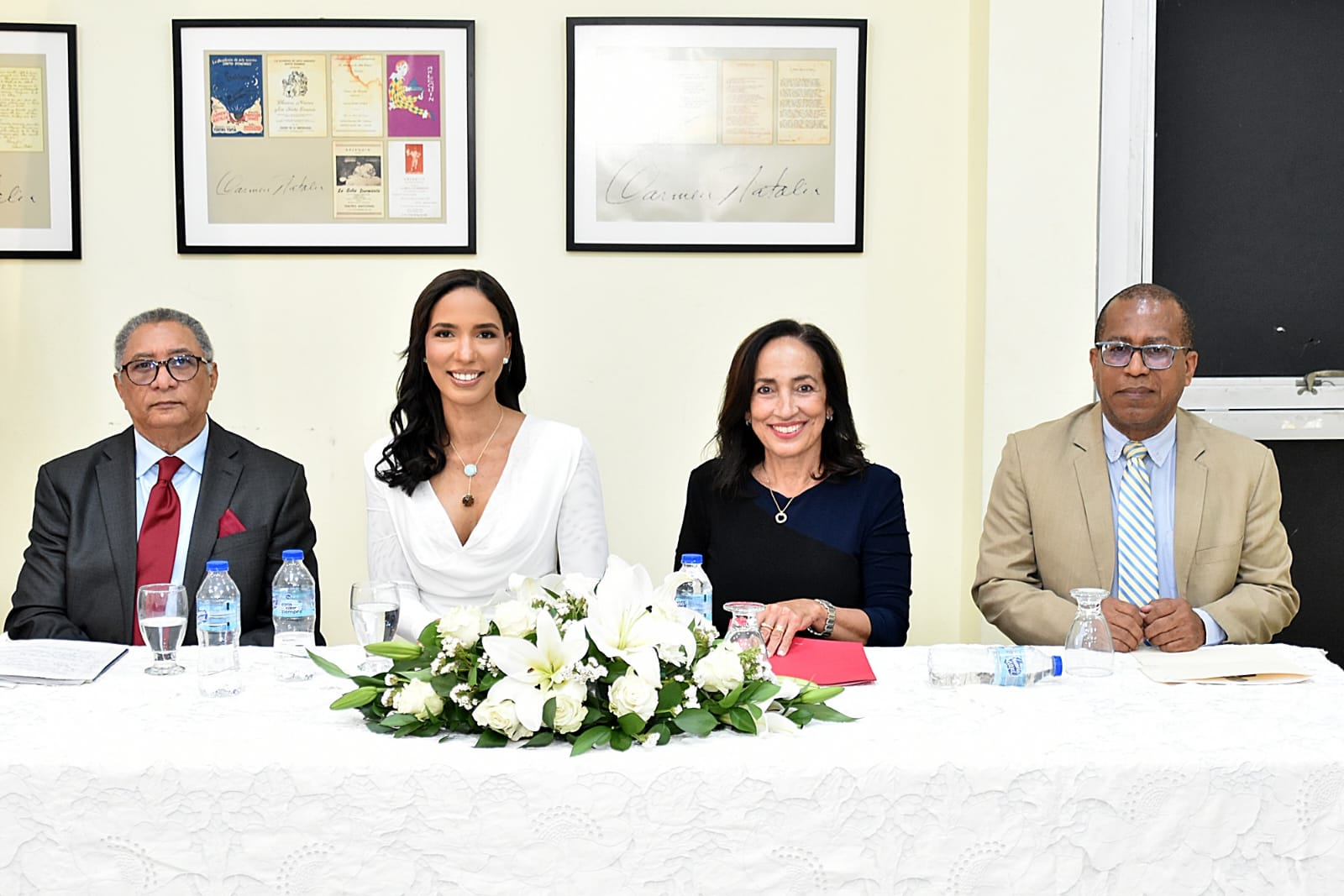 La abogada dominicana Maître Eykis García Díaz publica libro “Artículo 100: El camino del abogado extranjero en Francia”