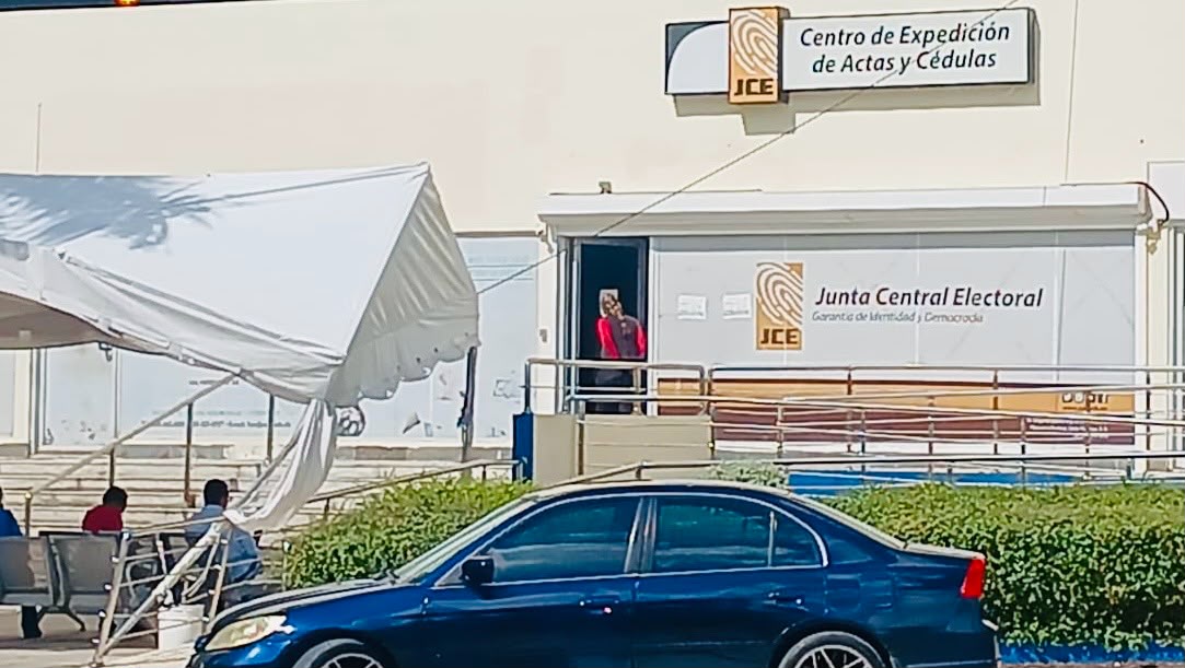 El valor del trato humano en la gestión pública: el ejemplo de la JCE en la UASD El valor del trato humano en la gestión pública: el ejemplo de la JCE en la UASD
