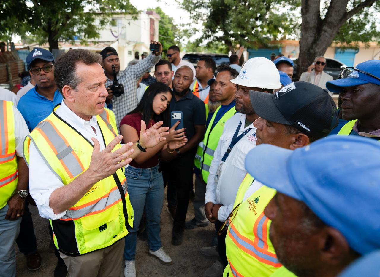 MIVHED reactiva el programa “Dominicana se Reconstruye” en Hato Mayor con la reparación de más de 400 viviendas