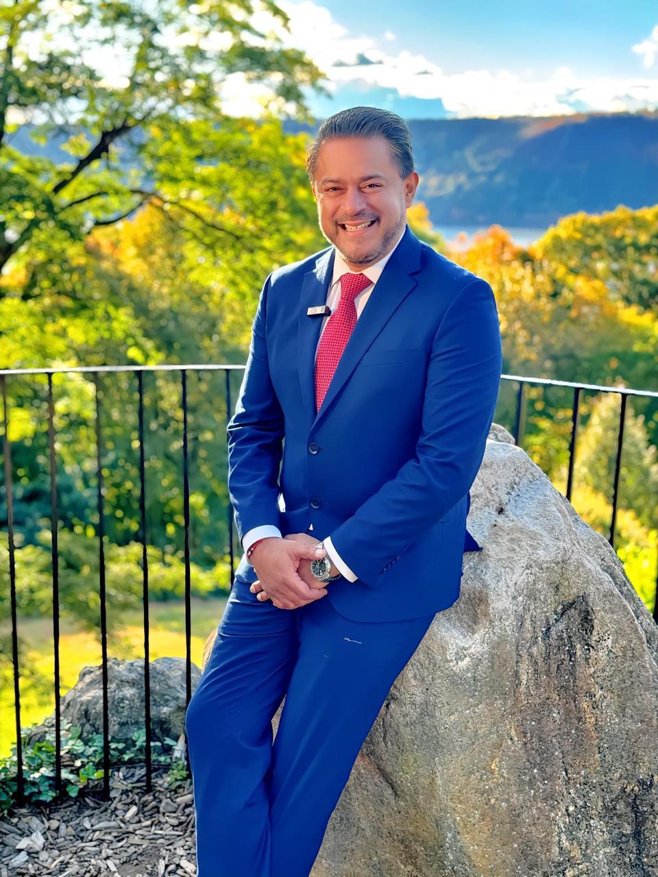 Doctor Hisham Zia alerta sobre riesgos de recuperarse en casa tras una cirugía estética Doctor Hisham Zia alerta sobre riesgos de recuperarse en casa tras una cirugía estética
