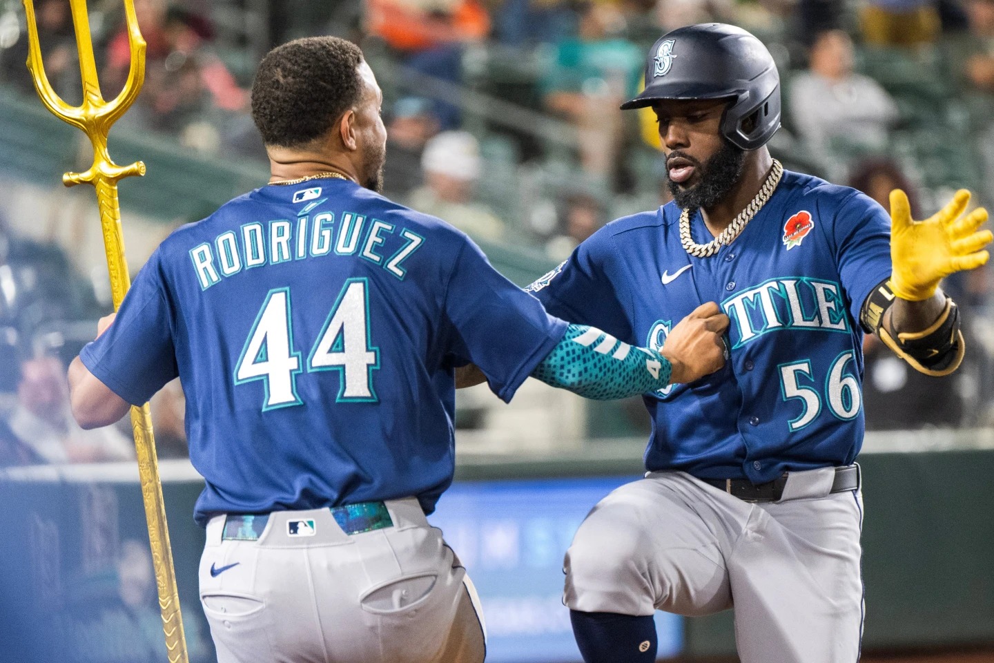Los Marineros conectaron 4 jonrones en su victoria por 9-2 sobre los Athletics