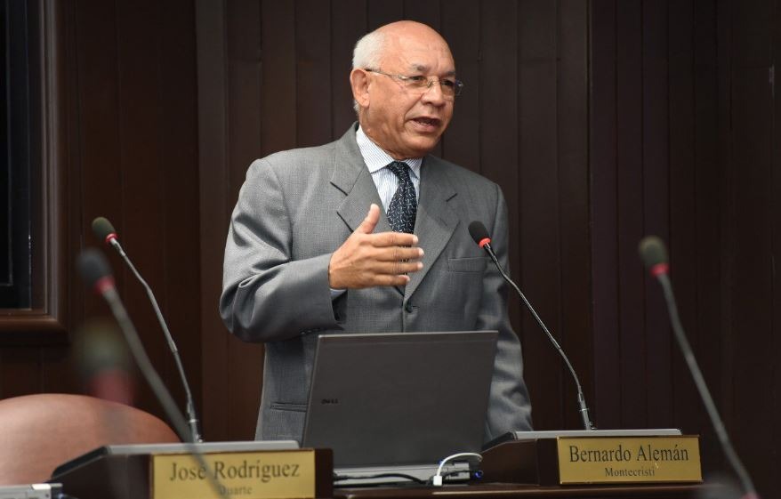 Senador del PRM provoca rechazo tras hablar de “trancar” y “secuestrar” dirigentes en campaña