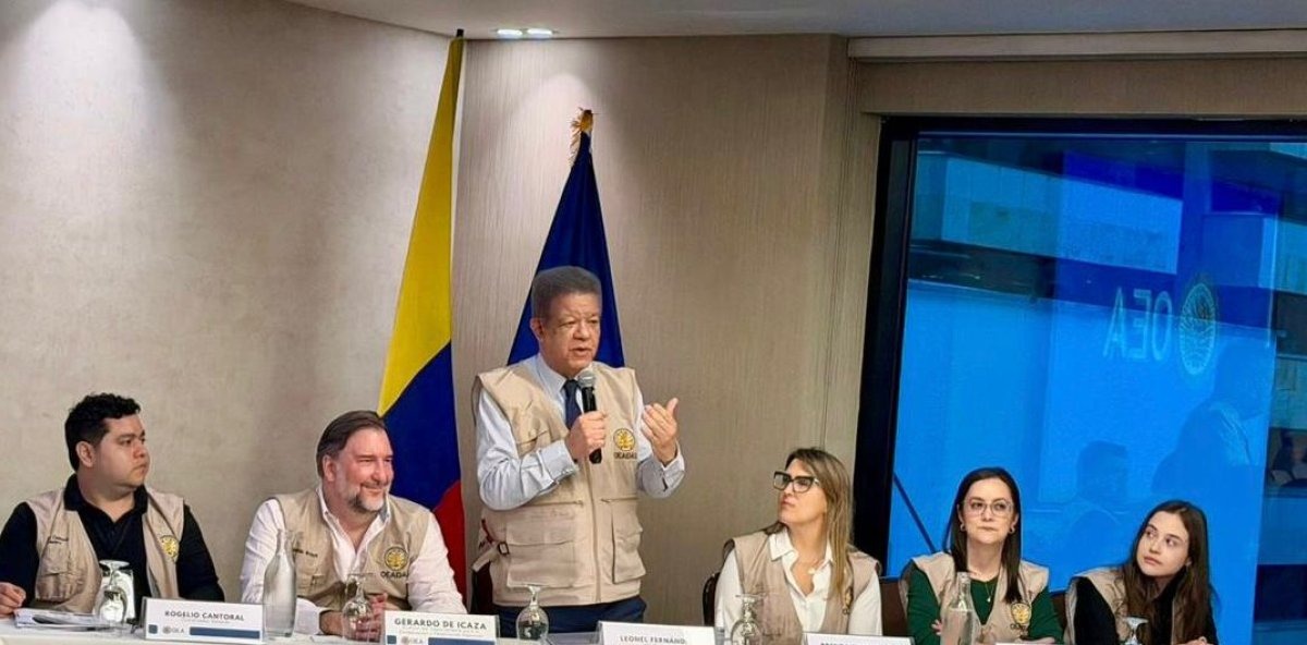 Leonel Fernández liderará misión internacional de la OEA para vigilar elecciones en Colombia