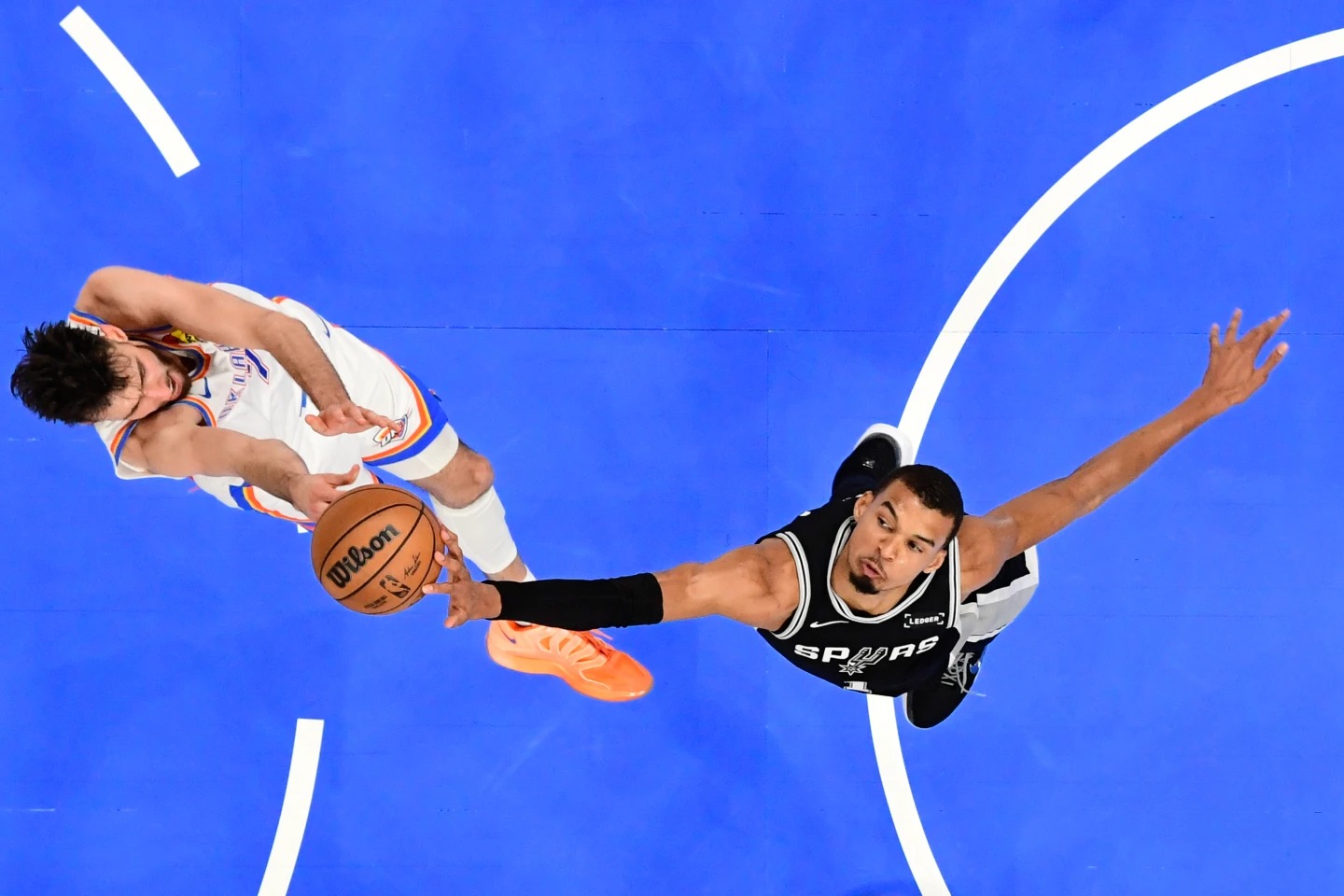 Los Spurs y Wembanyama se enfrentarán a la eliminación en el sexto partido de las finales del Oeste contra los Thunder, campeones defensores.