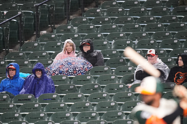 El partido entre los Tigers y los Orioles se pospone por la lluvia y se recuperará como parte de una doble jornada el domingo.