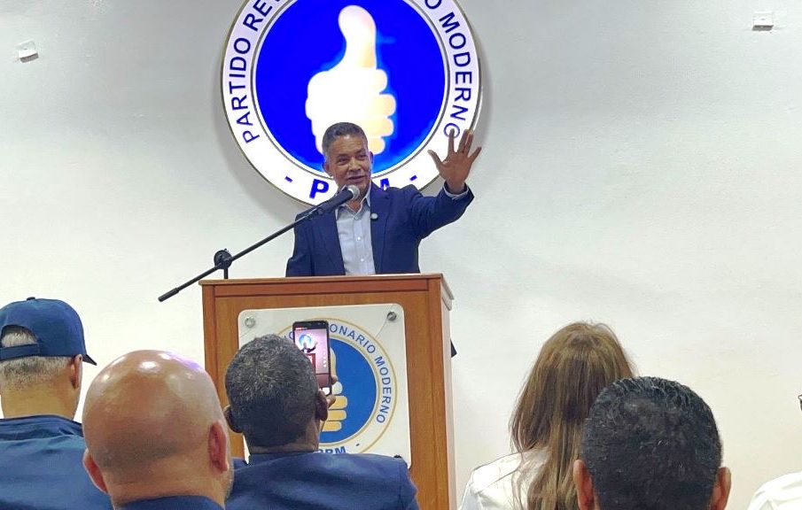 Eugenio Cedeño rechaza extender mandato en el PRM: “Sería un grave precedente político”