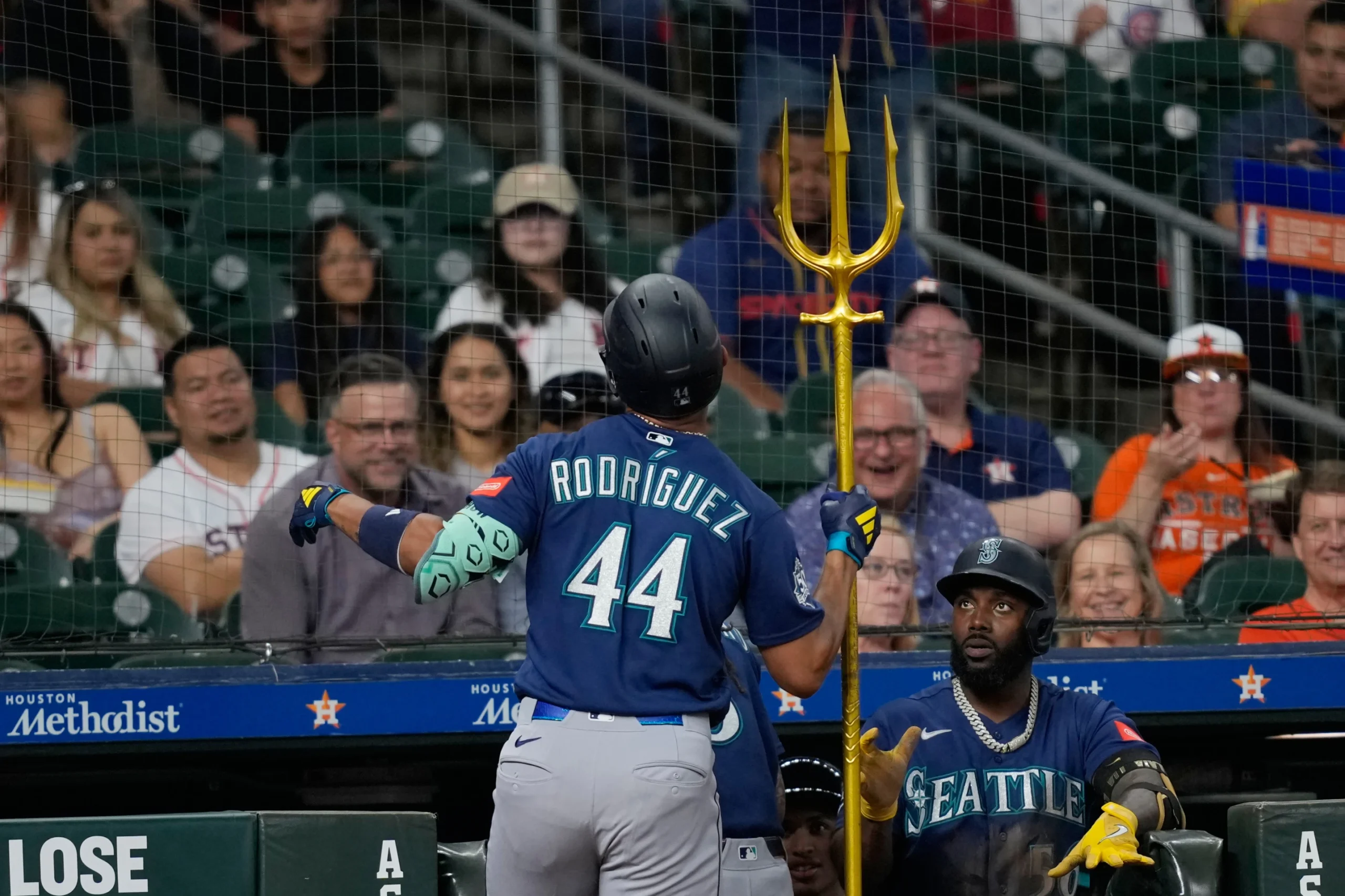 Rodríguez conecta un jonrón y los Marineros extienden una racha récord de la franquicia de 8 juegos contra los Astros.