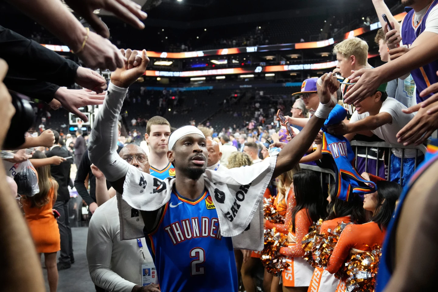 Shai Gilgeous-Alexander es el gran favorito para el premio al Jugador Más Valioso de la NBA, que se anunciará el domingo por la noche.