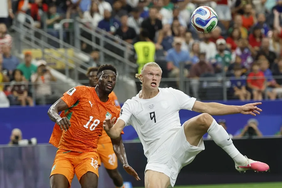 Haaland clasifica a Noruega para un duelo de octavos contra Brasil