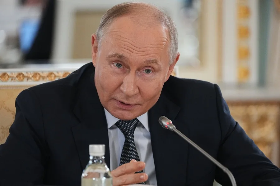 Putin admite que habló con EEUU sobre una posible operación a la venezolana en Cuba