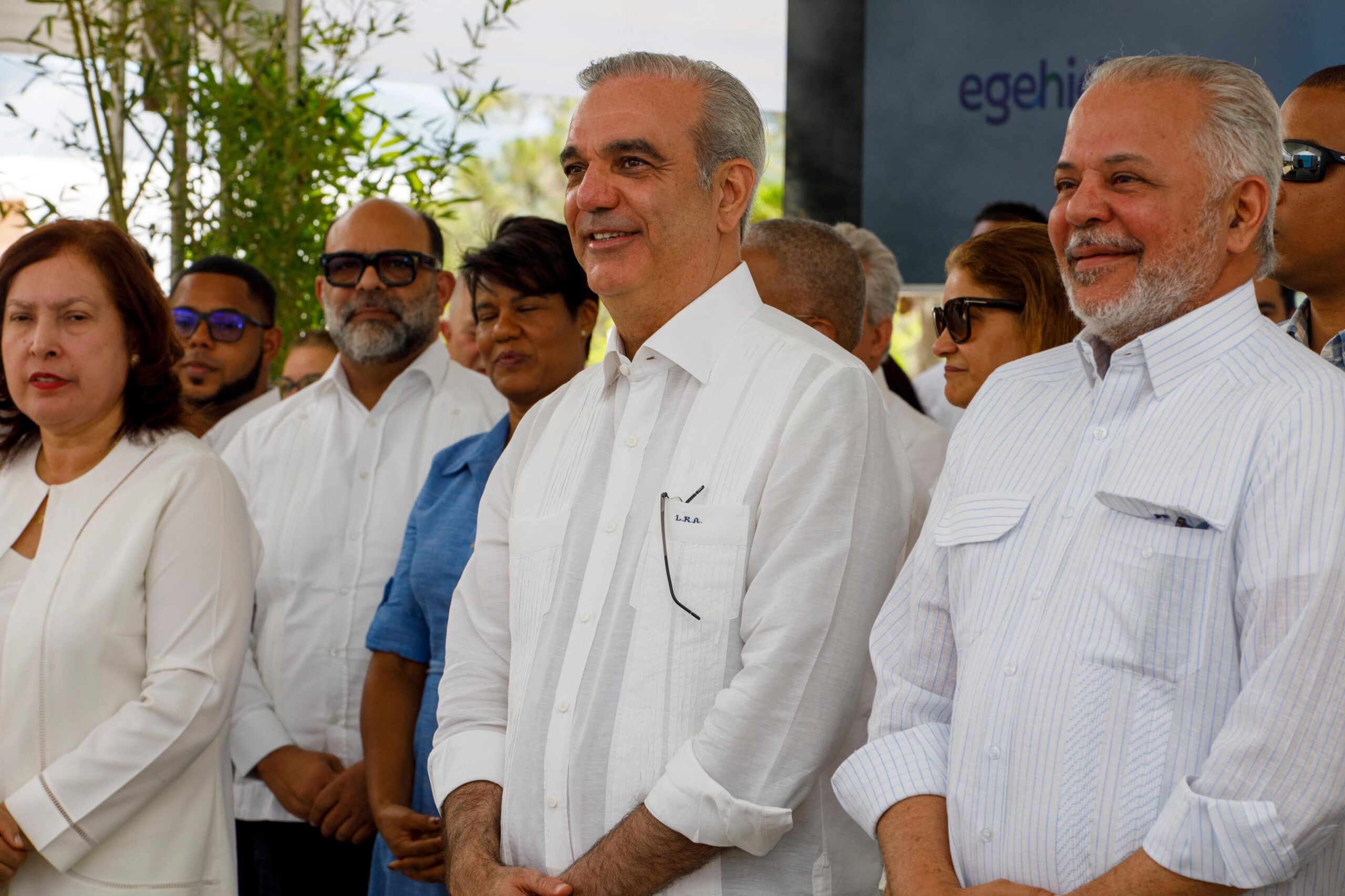 Presidente Abinader inaugura carretera Carrizal–La Piedra–La Guázuma, que impulsa producción agrícola, mejora movilidad de las familias y fortalece potencial ecoturístico de la sierra de Santiago