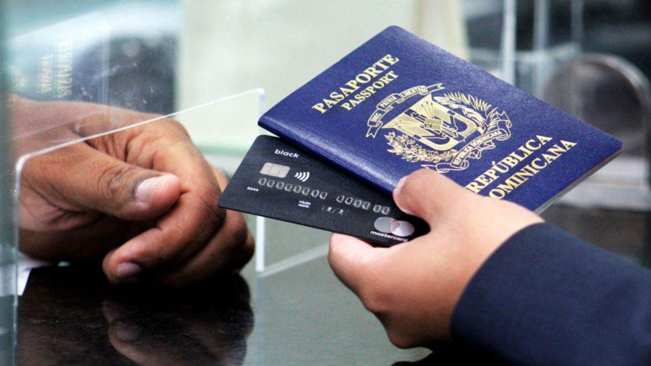 Pasaporte electrónico dominicano es reconocido como el mejor nuevo documento de viaje de América Latina