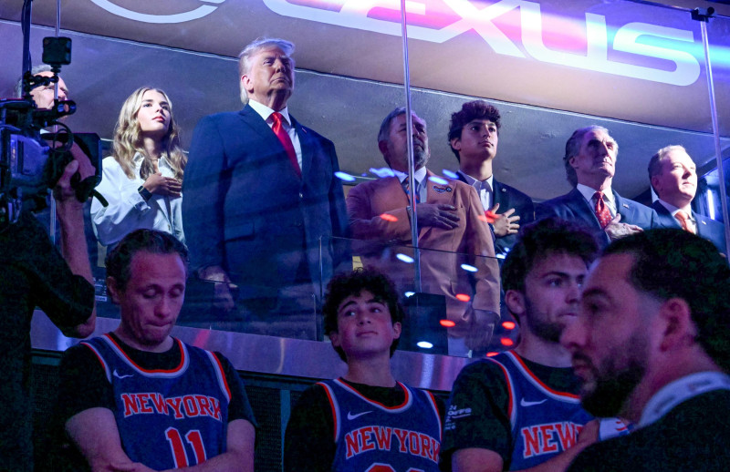 Donald Trump es abucheado en el Madison Square Garden antes del tercer juego de Finales de la NBA Donald Trump es abucheado en el Madison Square Garden antes del tercer juego de Finales de la NBA