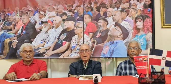 Narciso Isa Conde lidera nacimiento del Partido del Poder Popular