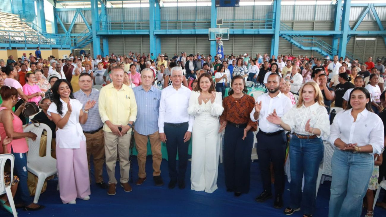 Más de 28,000 familias de Sánchez Ramírez reciben el respaldo de los programas Supérate Más de 28,000 familias de Sánchez Ramírez reciben el respaldo de los programas Supérate