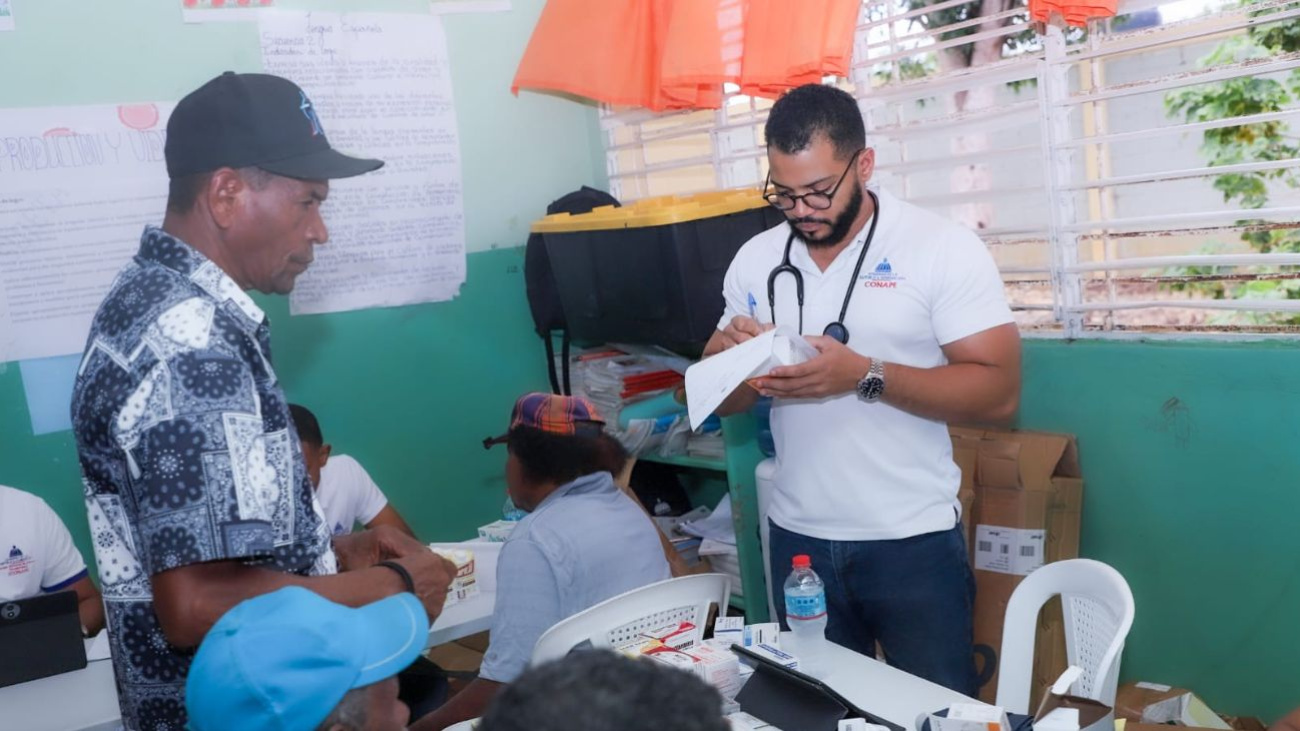 Conape beneficia adultos mayores con jornadas de inclusión social en Sánchez Ramírez Conape beneficia adultos mayores con jornadas de inclusión social en Sánchez Ramírez