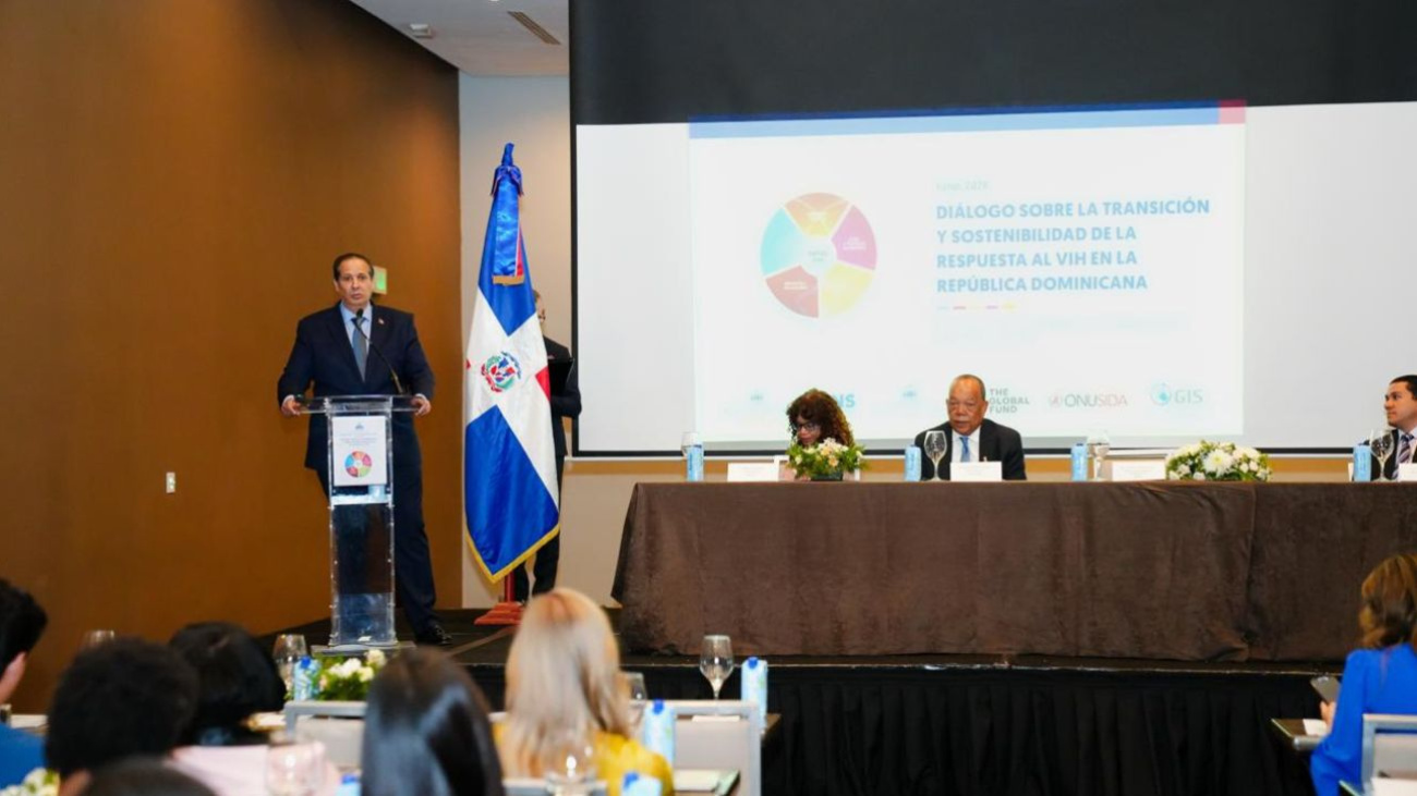 Ministerio de Salud garantiza sostenibilidad financiera de programas dirigidos a personas con VIH