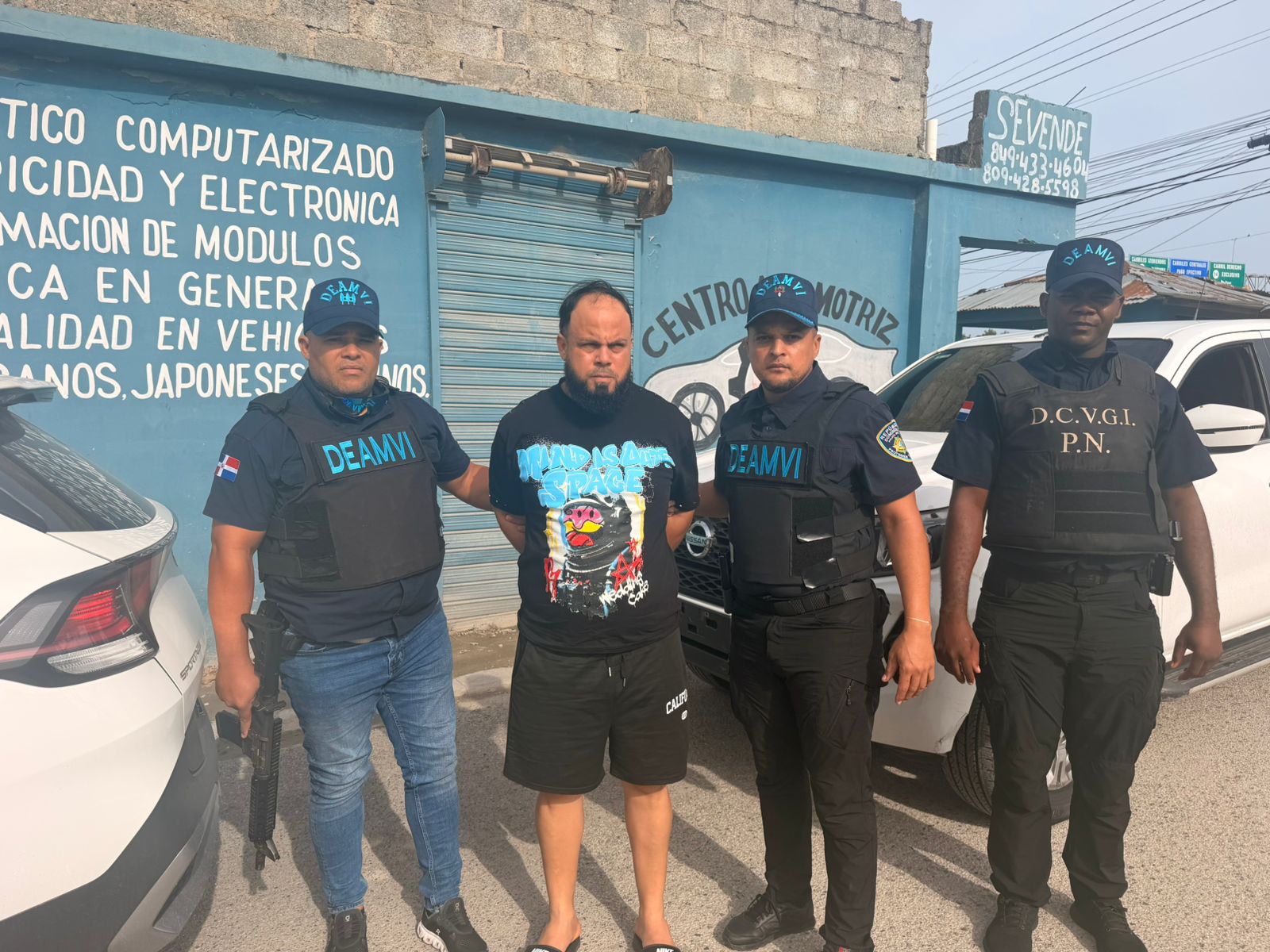 Policía Nacional y Ministerio Público apresan a hombre requerido por presunta violencia intrafamiliar contra su expareja.