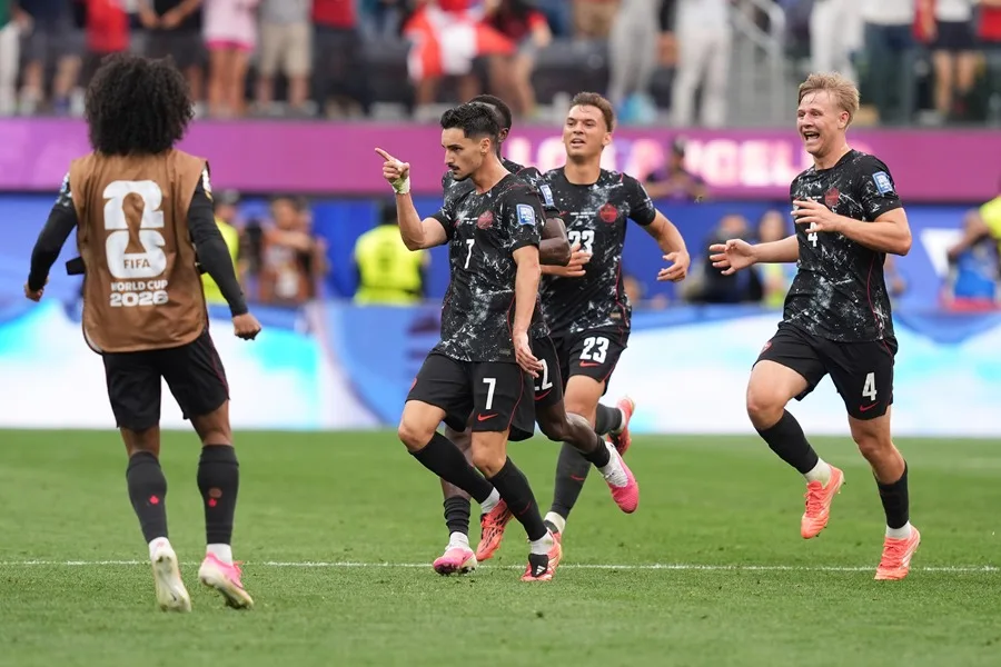 Canadá hace historia y en octavos de final espera a Países Bajos o Marruecos