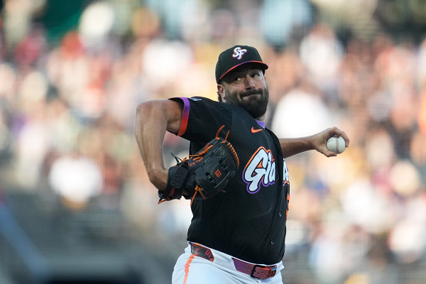 Robbie Ray limitó a los Athletics a una carrera sucia y 2 hits en 8 entradas, y los Giants ganaron 3-1
