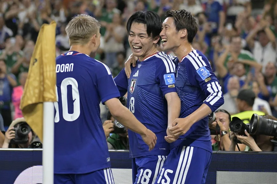 Japón golea a Túnez 0-4 en el partido 1.000 de la historia de los mundiales de fútbol