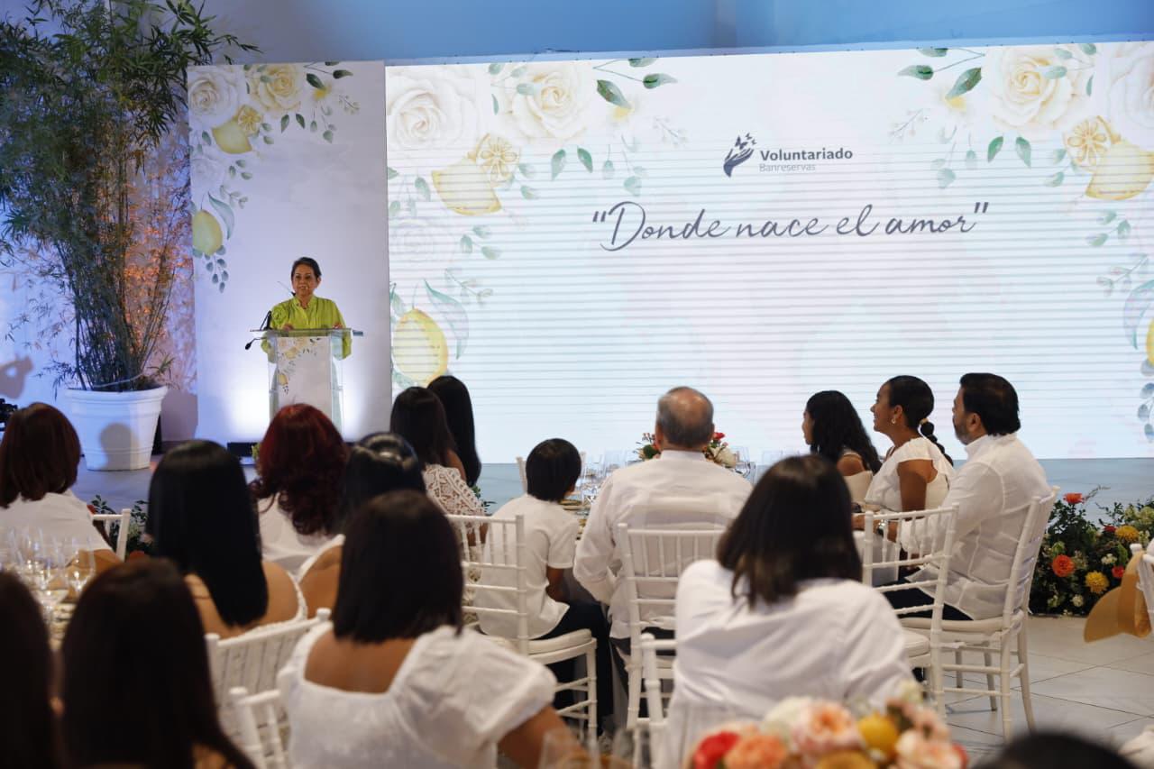 Voluntariado Banreservas celebra el Día de las Madres con el evento “Donde nace el amor”