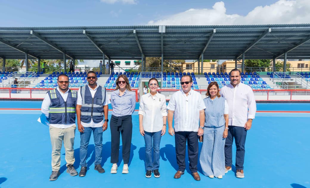 Carolina y Paliza supervisan trabajos finales del Paseo 30 de Mayo y anuncian su inauguración la próxima semana