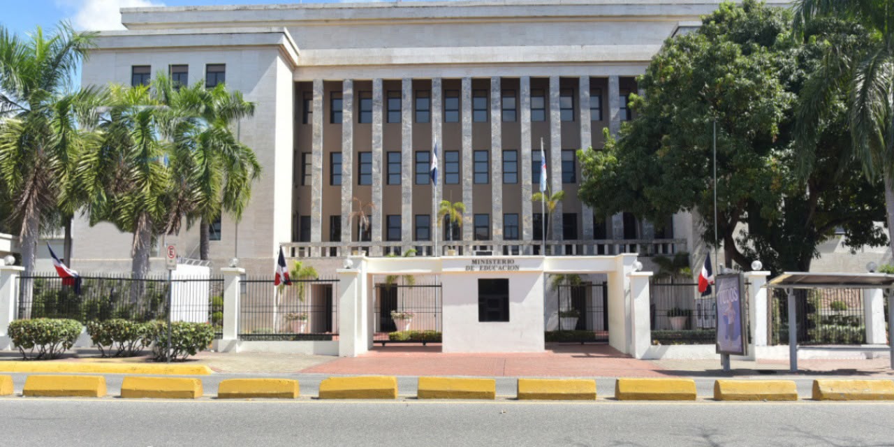 Evaluación de Desempeño Docente concluye exitosamente sexta etapa con 78,462 docentes evaluados Evaluación de Desempeño Docente concluye exitosamente sexta etapa con 78,462 docentes evaluados