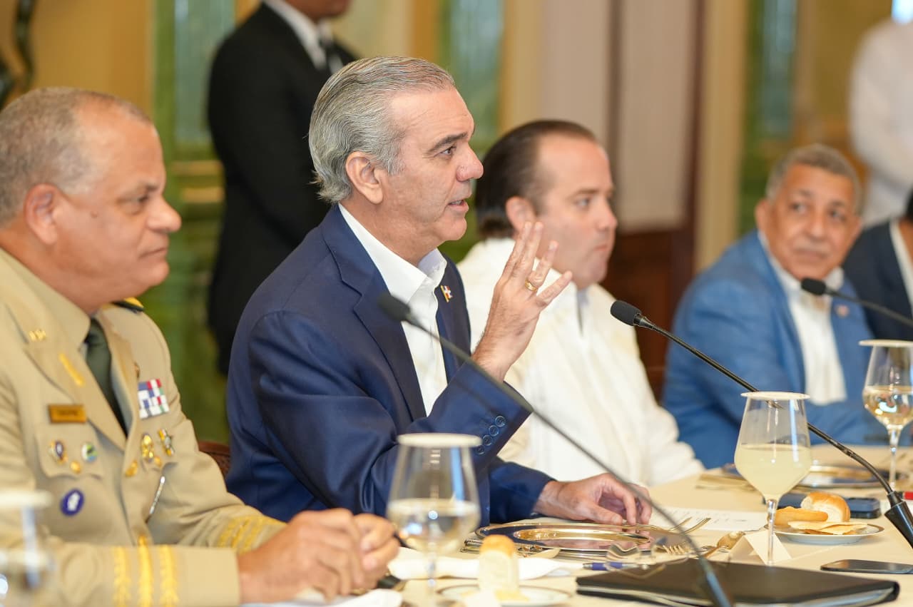 Gobierno fortalecerá seguridad y desarrollo en la frontera con construcción de verja y mercado binacional en zona Restauración-Tilory