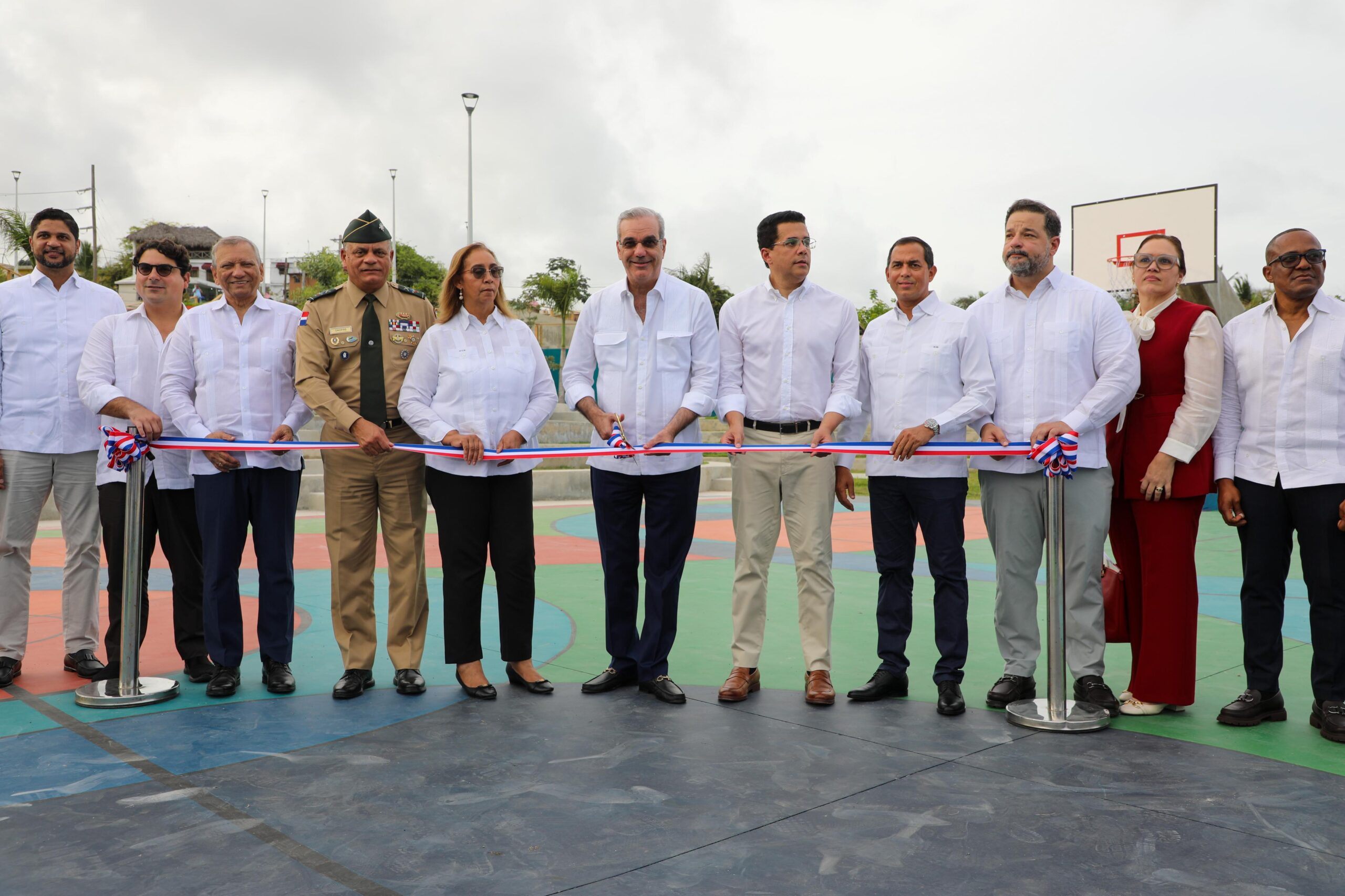 Presidente Abinader inaugura Bulevar de la Salud en Bajos de Haina, pulmón verde para la recreación y actividad física